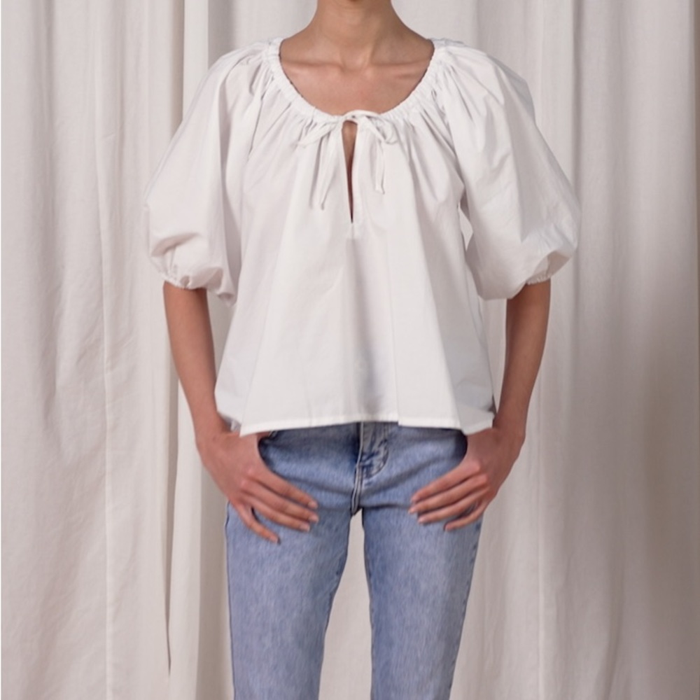 PRICE DROP 〰️ NEW WITH TAGS Faithfull The Brand La Riva Top in Plain White